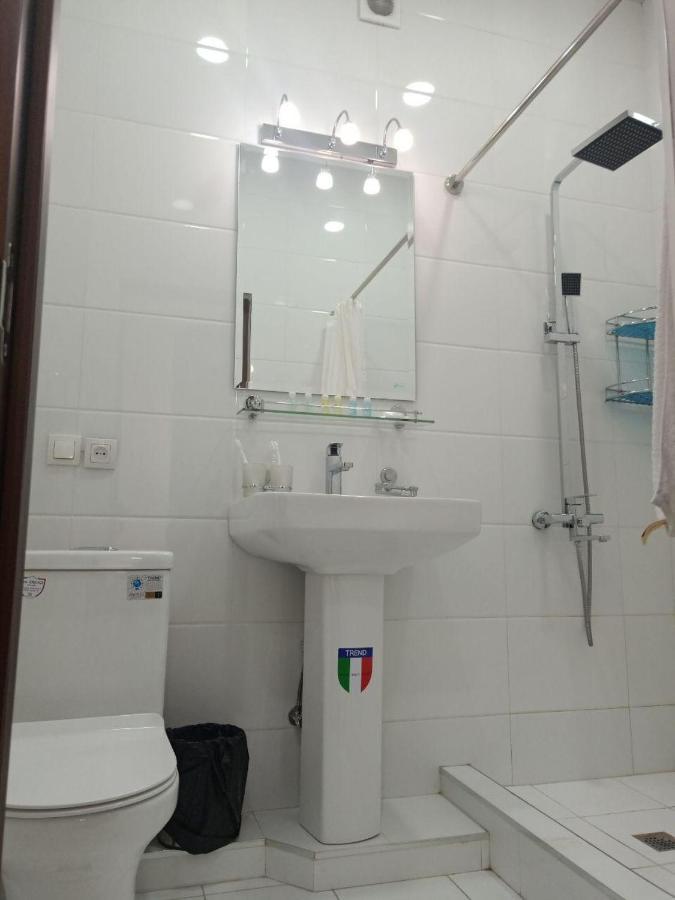 Queens Hotel Taszkent Zewnętrze zdjęcie