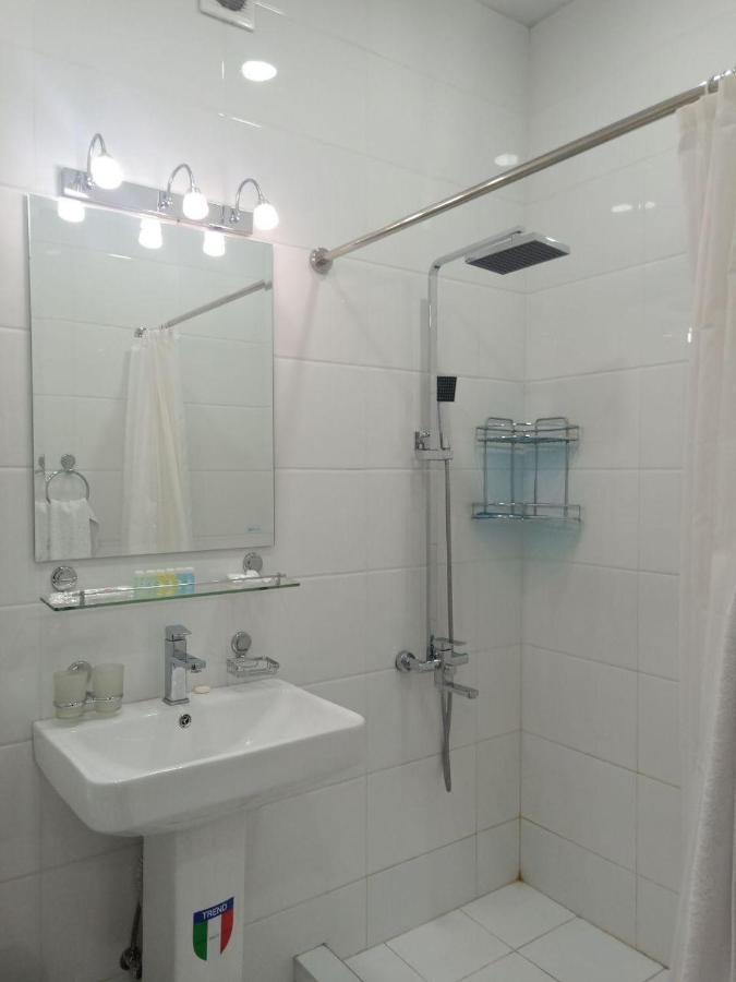 Queens Hotel Taszkent Zewnętrze zdjęcie