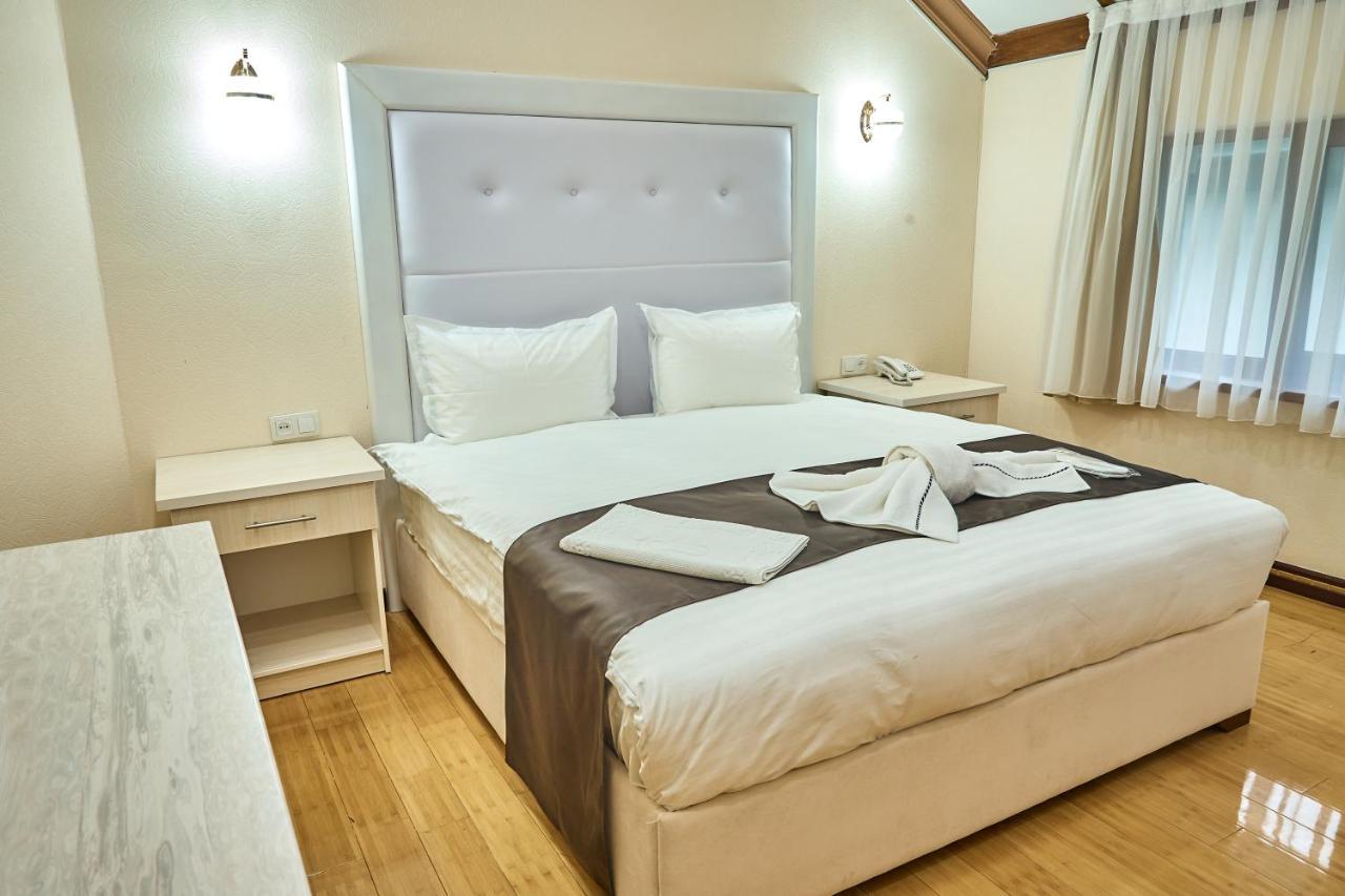 Queens Hotel Taszkent Zewnętrze zdjęcie