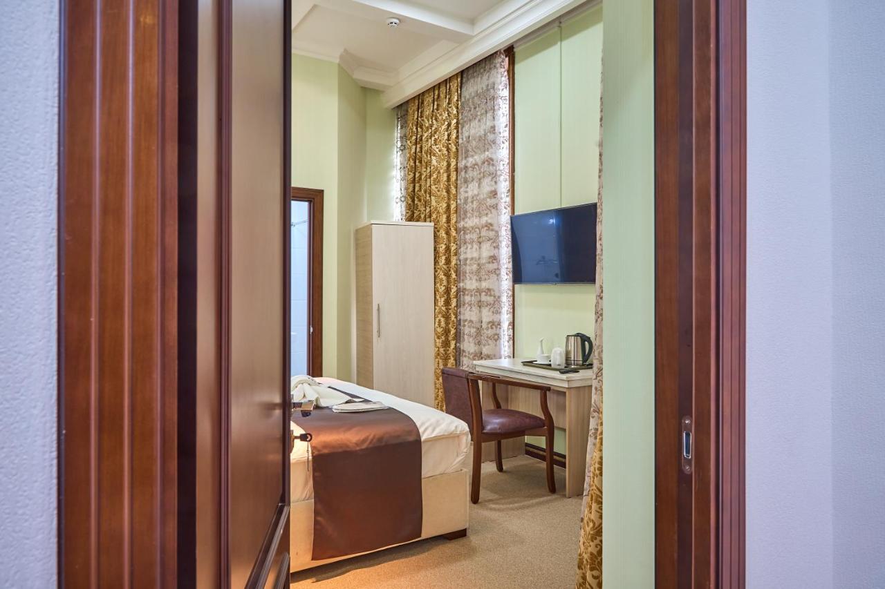 Queens Hotel Taszkent Zewnętrze zdjęcie