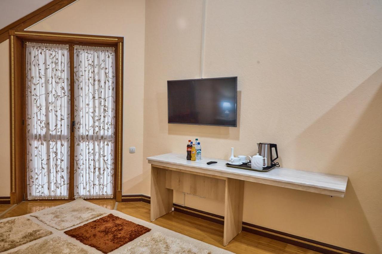 Queens Hotel Taszkent Zewnętrze zdjęcie