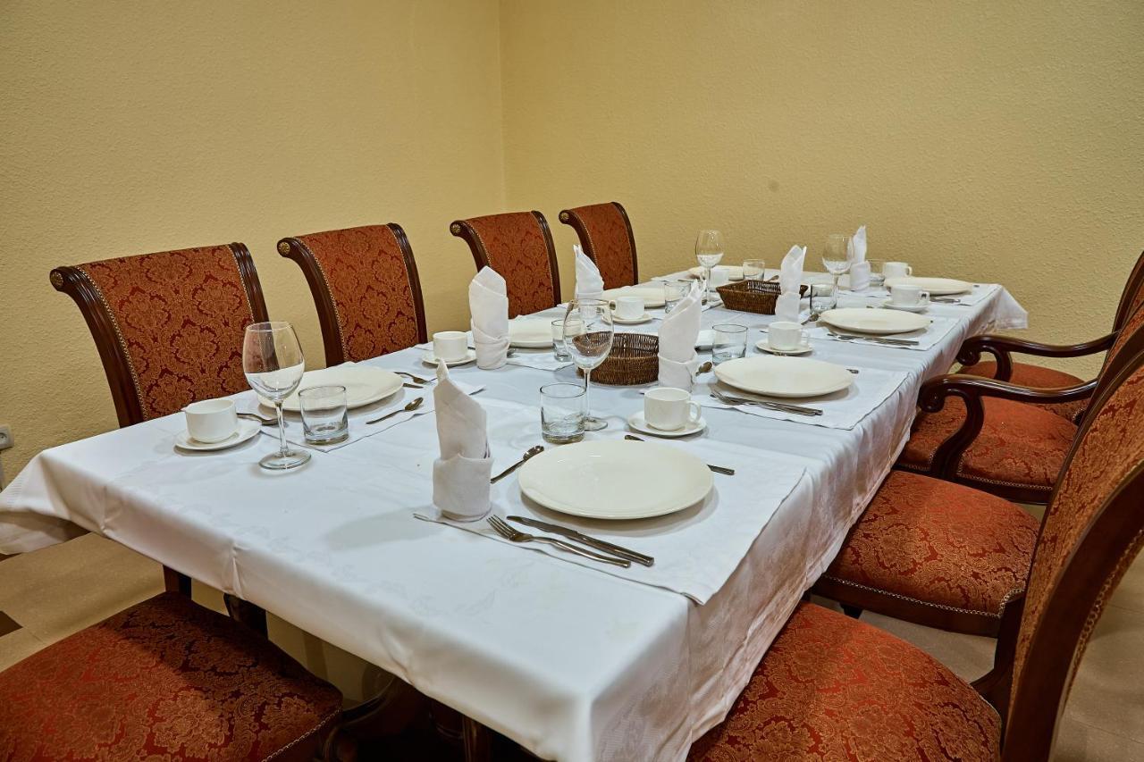 Queens Hotel Taszkent Zewnętrze zdjęcie